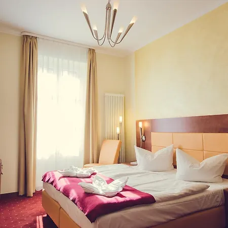 Otel Arena 4*